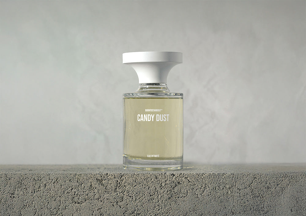 EAU INTIMITÉ – BORNTOSTANDOUT